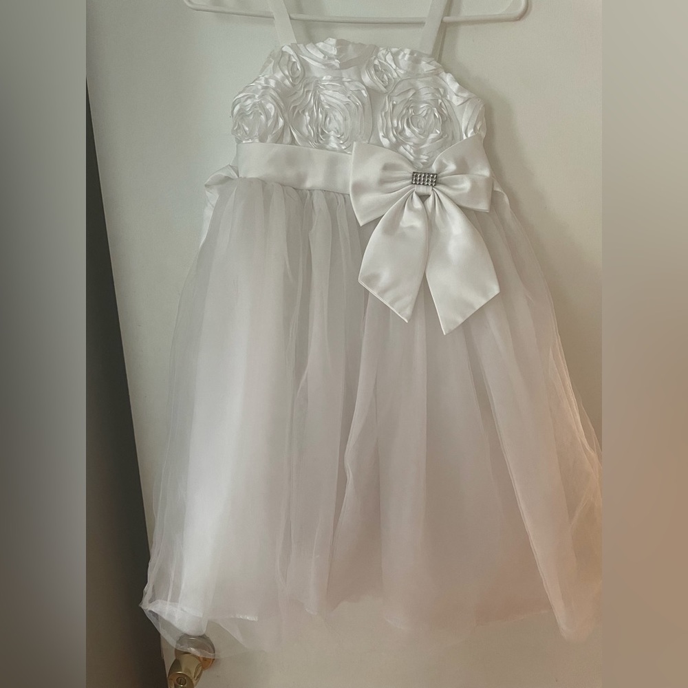 Muneca white formal dress